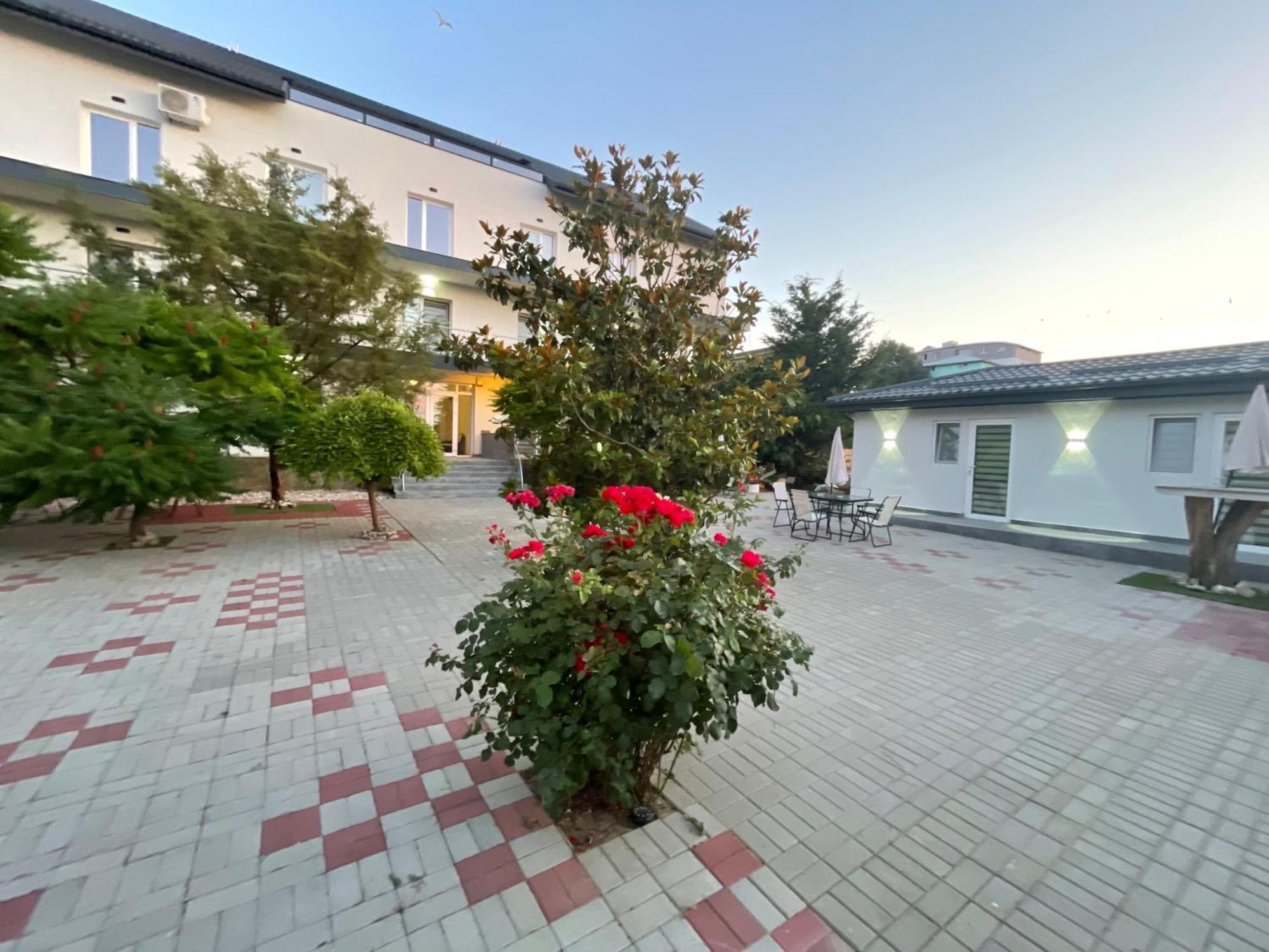 Dekor Ξενοδοχείο Costinești Εξωτερικό φωτογραφία